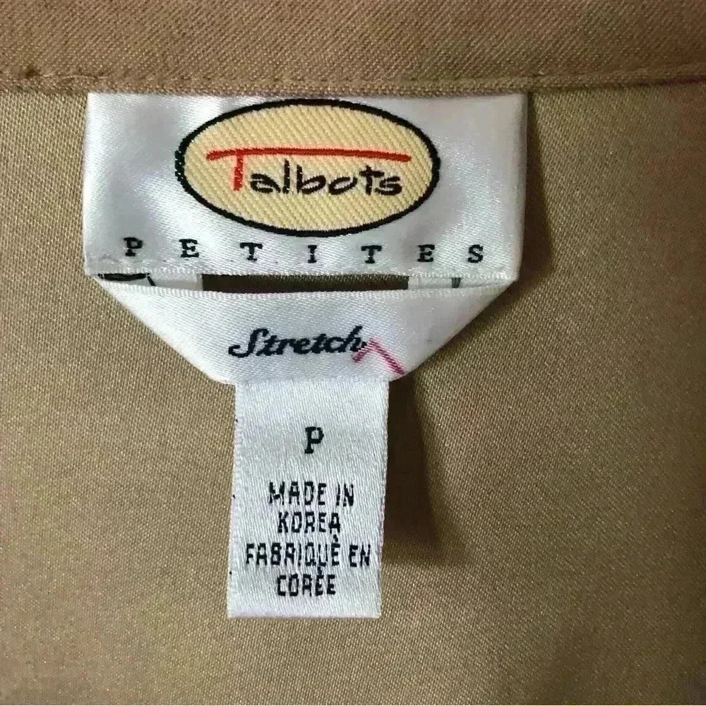 Talbots Women’s Button Down Polyester Shirt Blouse Size P - Picture 2 of 7